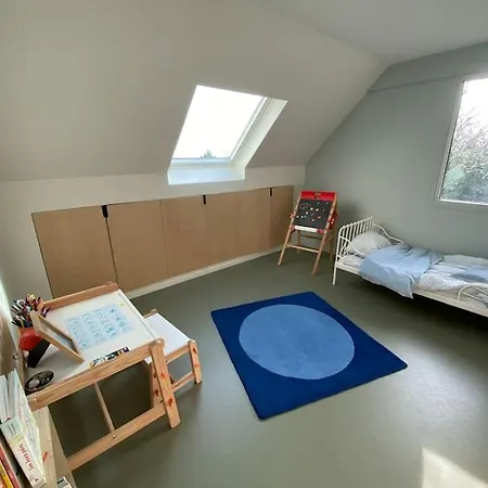 Hébergement de vacances Vue Imprenable Sur Paris-5 Chambres-jardin 1200m2 Garches